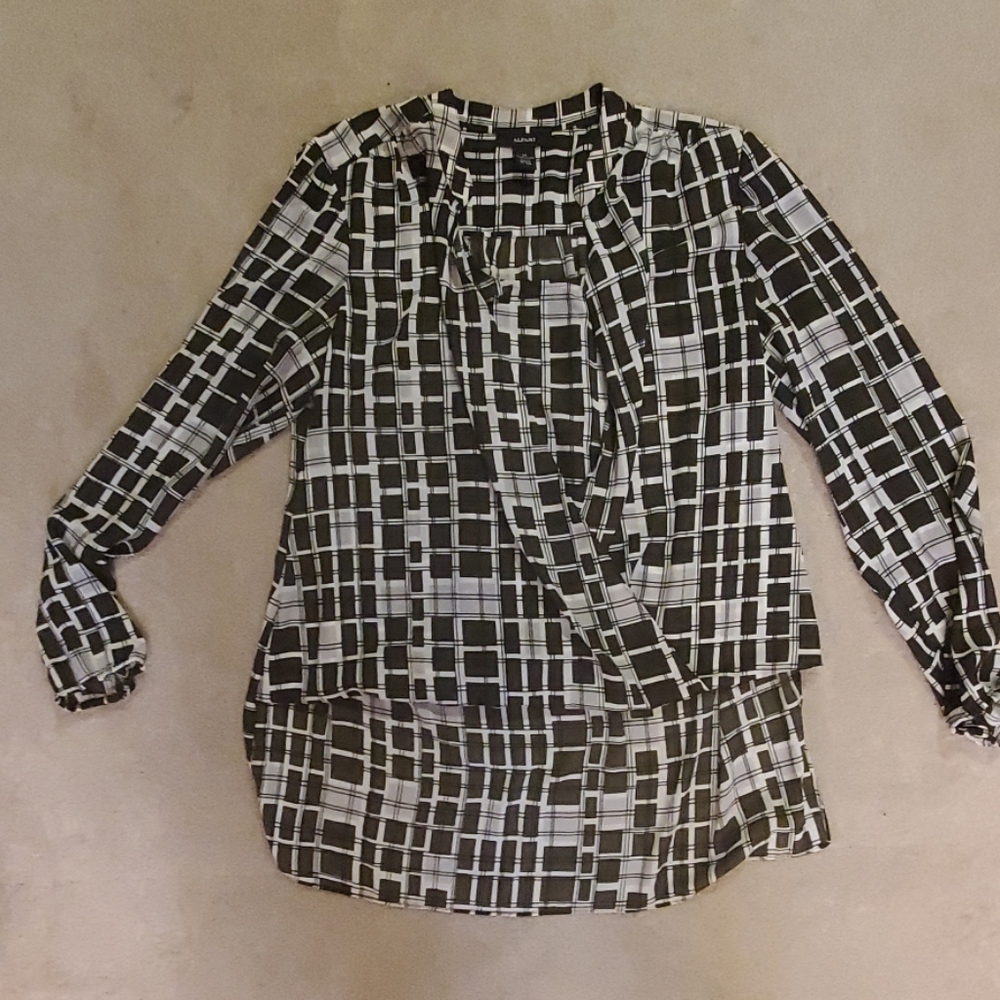 Alfani High-low top size 14